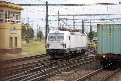 LH5 2318